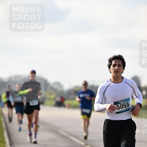 12.04.2026 - 45. Internationalen Wilhelmsburger Insellauf Dr. Thomas Lammeyer http://msf.ph/oto/9440070 12.04.2026 10:03:50 Laufen 45, 5055 meine-sportfotos.de