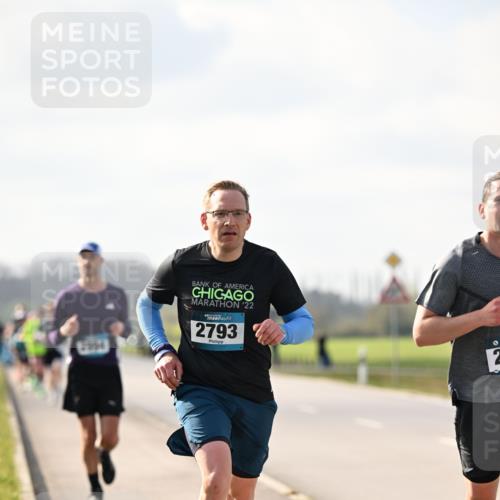 12.04.2026 - 45. Internationalen Wilhelmsburger Insellauf Dr. Thomas Lammeyer http://msf.ph/oto/9440105 12.04.2026 10:03:56 Laufen 22, 2793, 2 meine-sportfotos.de