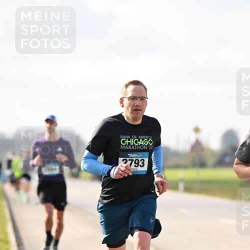 12.04.2026 - 45. Internationalen Wilhelmsburger Insellauf Dr. Thomas Lammeyer http://msf.ph/oto/9440108 12.04.2026 10:03:56 Laufen 22, 2793 meine-sportfotos.de