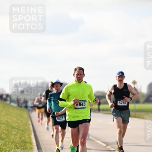 12.04.2026 - 45. Internationalen Wilhelmsburger Insellauf Dr. Thomas Lammeyer http://msf.ph/oto/9440149 12.04.2026 10:04:09 Laufen 4621, 5645, 5767 meine-sportfotos.de