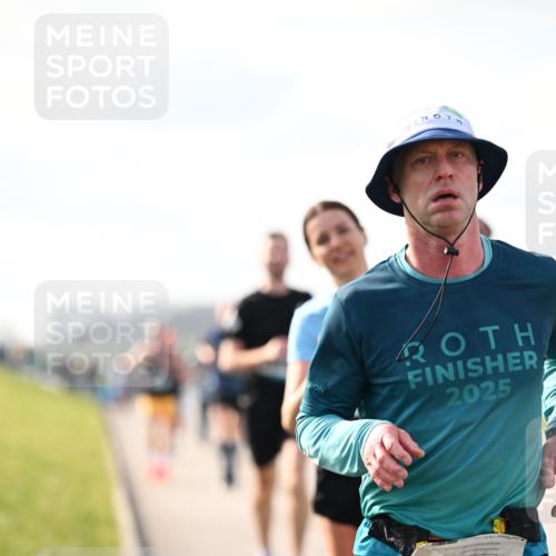 12.04.2026 - 45. Internationalen Wilhelmsburger Insellauf Dr. Thomas Lammeyer http://msf.ph/oto/9440172 12.04.2026 10:04:12 Laufen 2025 meine-sportfotos.de