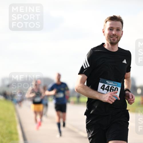 12.04.2026 - 45. Internationalen Wilhelmsburger Insellauf Dr. Thomas Lammeyer http://msf.ph/oto/9440180 12.04.2026 10:04:15 Laufen 4460 meine-sportfotos.de