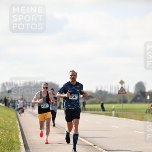 12.04.2026 - 45. Internationalen Wilhelmsburger Insellauf Dr. Thomas Lammeyer http://msf.ph/oto/9440185 12.04.2026 10:04:16 Laufen 2181, 3047 meine-sportfotos.de