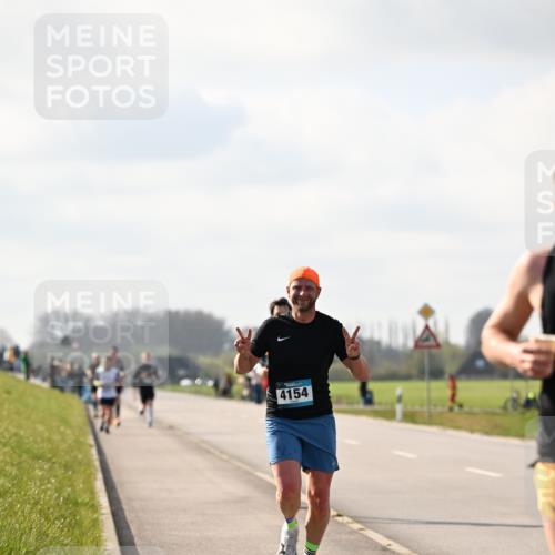 12.04.2026 - 45. Internationalen Wilhelmsburger Insellauf Dr. Thomas Lammeyer http://msf.ph/oto/9440212 12.04.2026 10:04:21 Laufen 4154 meine-sportfotos.de