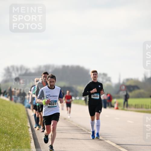 12.04.2026 - 45. Internationalen Wilhelmsburger Insellauf Dr. Thomas Lammeyer http://msf.ph/oto/9440234 12.04.2026 10:04:30 Laufen 4027, 5685 meine-sportfotos.de