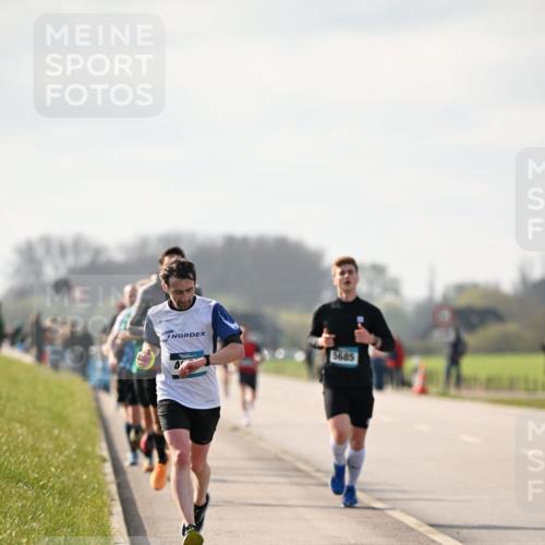 12.04.2026 - 45. Internationalen Wilhelmsburger Insellauf Dr. Thomas Lammeyer http://msf.ph/oto/9440236 12.04.2026 10:04:30 Laufen 5685 meine-sportfotos.de