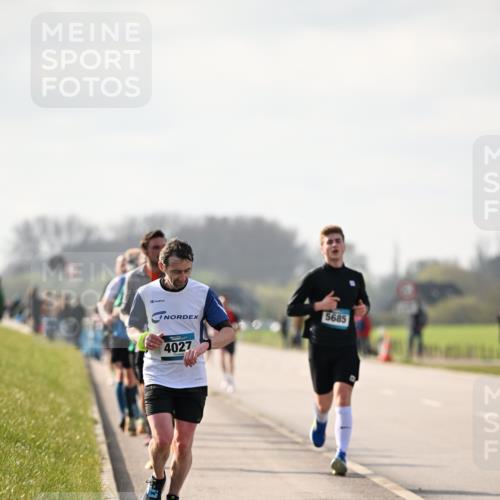 12.04.2026 - 45. Internationalen Wilhelmsburger Insellauf Dr. Thomas Lammeyer http://msf.ph/oto/9440240 12.04.2026 10:04:31 Laufen 4027, 5685 meine-sportfotos.de