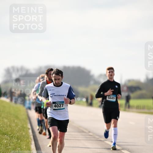 12.04.2026 - 45. Internationalen Wilhelmsburger Insellauf Dr. Thomas Lammeyer http://msf.ph/oto/9440244 12.04.2026 10:04:31 Laufen 4027, 5685 meine-sportfotos.de