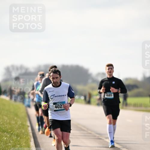 12.04.2026 - 45. Internationalen Wilhelmsburger Insellauf Dr. Thomas Lammeyer http://msf.ph/oto/9440246 12.04.2026 10:04:32 Laufen 4027, 685 meine-sportfotos.de