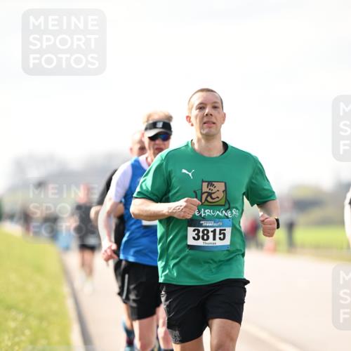 12.04.2026 - 45. Internationalen Wilhelmsburger Insellauf Dr. Thomas Lammeyer http://msf.ph/oto/9440285 12.04.2026 10:04:37 Laufen 3815 meine-sportfotos.de