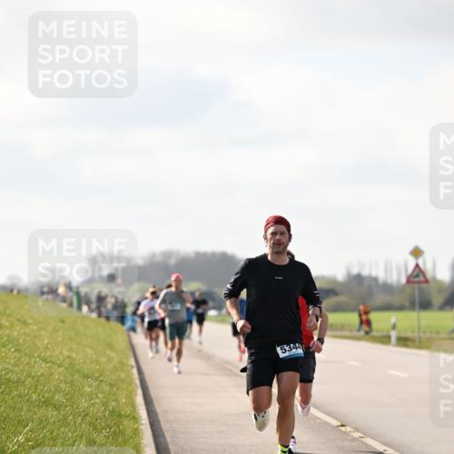 12.04.2026 - 45. Internationalen Wilhelmsburger Insellauf Dr. Thomas Lammeyer http://msf.ph/oto/9440336 12.04.2026 10:04:47 Laufen 5344 meine-sportfotos.de