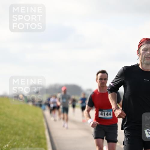 12.04.2026 - 45. Internationalen Wilhelmsburger Insellauf Dr. Thomas Lammeyer http://msf.ph/oto/9440352 12.04.2026 10:04:49 Laufen 4144, 5 meine-sportfotos.de