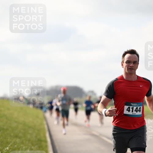12.04.2026 - 45. Internationalen Wilhelmsburger Insellauf Dr. Thomas Lammeyer http://msf.ph/oto/9440358 12.04.2026 10:04:50 Laufen 4144 meine-sportfotos.de