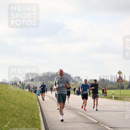 12.04.2026 - 45. Internationalen Wilhelmsburger Insellauf Dr. Thomas Lammeyer http://msf.ph/oto/9440372 12.04.2026 10:04:52 Laufen 46519, 4068 meine-sportfotos.de