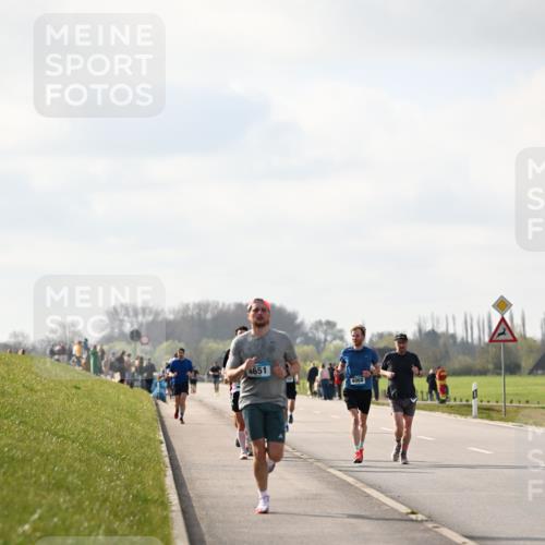 12.04.2026 - 45. Internationalen Wilhelmsburger Insellauf Dr. Thomas Lammeyer http://msf.ph/oto/9440373 12.04.2026 10:04:52 Laufen 4651, 4068 meine-sportfotos.de