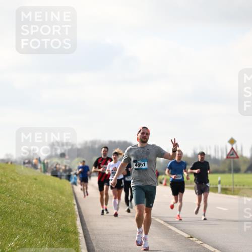 12.04.2026 - 45. Internationalen Wilhelmsburger Insellauf Dr. Thomas Lammeyer http://msf.ph/oto/9440380 12.04.2026 10:04:53 Laufen 4651 meine-sportfotos.de