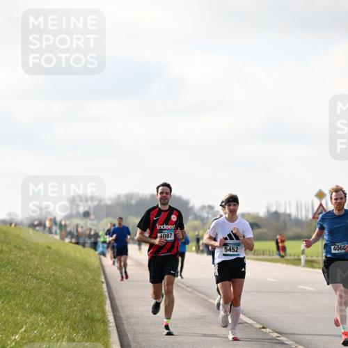 12.04.2026 - 45. Internationalen Wilhelmsburger Insellauf Dr. Thomas Lammeyer http://msf.ph/oto/9440406 12.04.2026 10:04:57 Laufen 4087, 5452, 406 meine-sportfotos.de