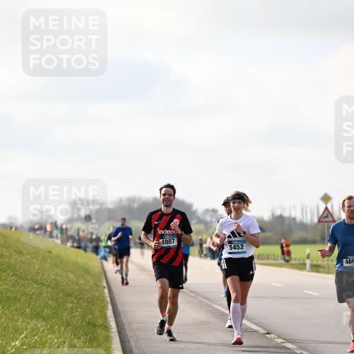12.04.2026 - 45. Internationalen Wilhelmsburger Insellauf Dr. Thomas Lammeyer http://msf.ph/oto/9440407 12.04.2026 10:04:57 Laufen 4087, 5452, 406 meine-sportfotos.de