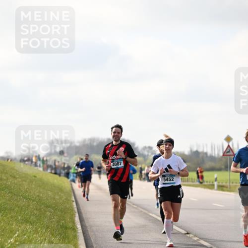 12.04.2026 - 45. Internationalen Wilhelmsburger Insellauf Dr. Thomas Lammeyer http://msf.ph/oto/9440408 12.04.2026 10:04:57 Laufen 4087, 5452 meine-sportfotos.de