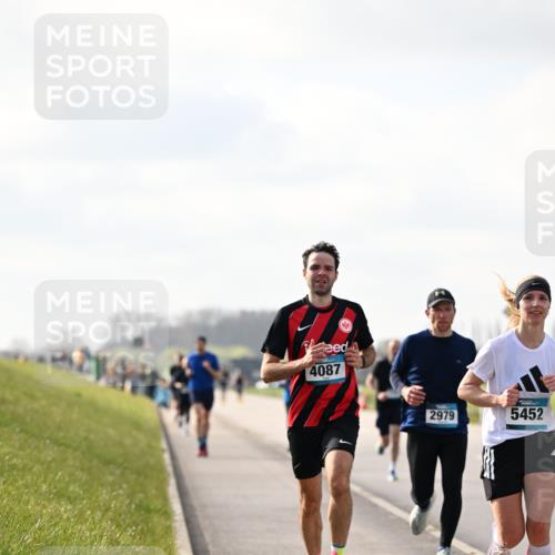 12.04.2026 - 45. Internationalen Wilhelmsburger Insellauf Dr. Thomas Lammeyer http://msf.ph/oto/9440420 12.04.2026 10:04:59 Laufen 4087, 2979, 5452 meine-sportfotos.de