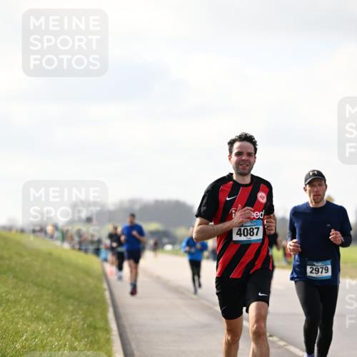 12.04.2026 - 45. Internationalen Wilhelmsburger Insellauf Dr. Thomas Lammeyer http://msf.ph/oto/9440426 12.04.2026 10:05:00 Laufen 4087, 2979 meine-sportfotos.de