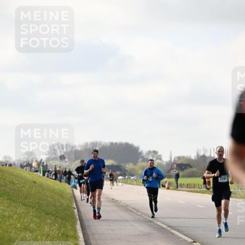 12.04.2026 - 45. Internationalen Wilhelmsburger Insellauf Dr. Thomas Lammeyer http://msf.ph/oto/9440435 12.04.2026 10:05:02 Laufen 2265 meine-sportfotos.de