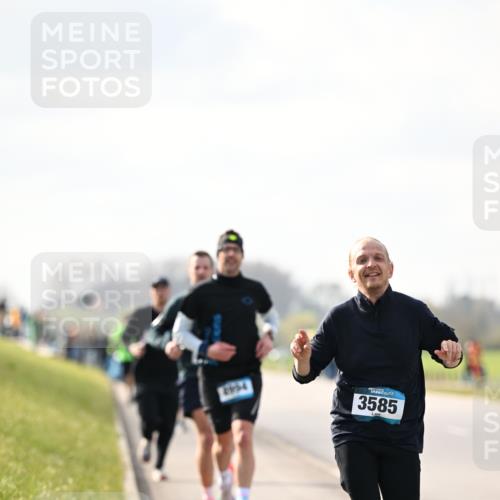 12.04.2026 - 45. Internationalen Wilhelmsburger Insellauf Dr. Thomas Lammeyer http://msf.ph/oto/9440456 12.04.2026 10:05:13 Laufen 3585 meine-sportfotos.de