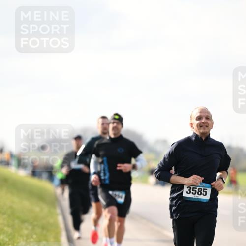 12.04.2026 - 45. Internationalen Wilhelmsburger Insellauf Dr. Thomas Lammeyer http://msf.ph/oto/9440458 12.04.2026 10:05:13 Laufen 3585 meine-sportfotos.de
