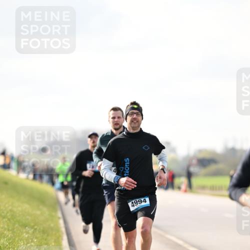 12.04.2026 - 45. Internationalen Wilhelmsburger Insellauf Dr. Thomas Lammeyer http://msf.ph/oto/9440464 12.04.2026 10:05:14 Laufen 4994 meine-sportfotos.de