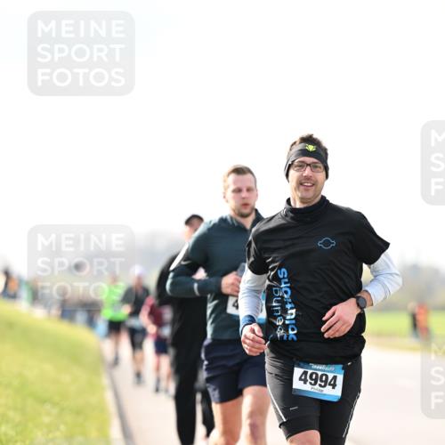 12.04.2026 - 45. Internationalen Wilhelmsburger Insellauf Dr. Thomas Lammeyer http://msf.ph/oto/9440473 12.04.2026 10:05:15 Laufen 4994 meine-sportfotos.de