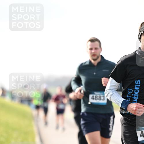 12.04.2026 - 45. Internationalen Wilhelmsburger Insellauf Dr. Thomas Lammeyer http://msf.ph/oto/9440479 12.04.2026 10:05:16 Laufen 4883, 4 meine-sportfotos.de