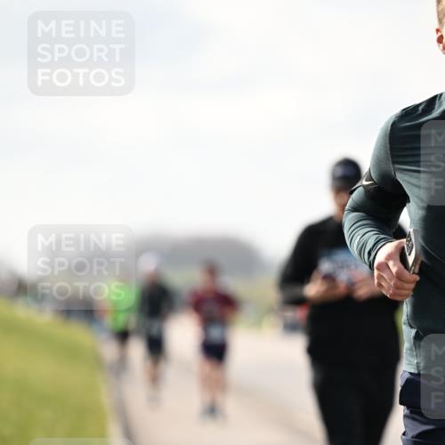 12.04.2026 - 45. Internationalen Wilhelmsburger Insellauf Dr. Thomas Lammeyer http://msf.ph/oto/9440490 12.04.2026 10:05:18 Laufen  meine-sportfotos.de