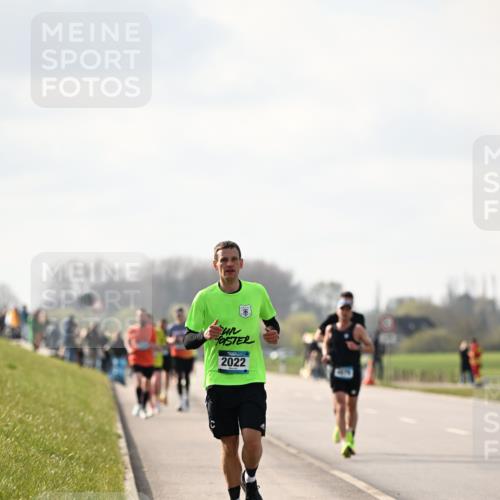 12.04.2026 - 45. Internationalen Wilhelmsburger Insellauf Dr. Thomas Lammeyer http://msf.ph/oto/9440546 12.04.2026 10:05:26 Laufen 2022 meine-sportfotos.de