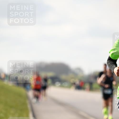 12.04.2026 - 45. Internationalen Wilhelmsburger Insellauf Dr. Thomas Lammeyer http://msf.ph/oto/9440575 12.04.2026 10:05:30 Laufen  meine-sportfotos.de