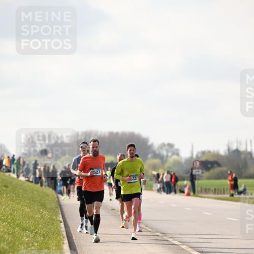 12.04.2026 - 45. Internationalen Wilhelmsburger Insellauf Dr. Thomas Lammeyer http://msf.ph/oto/9440601 12.04.2026 10:05:35 Laufen 27, 33 meine-sportfotos.de