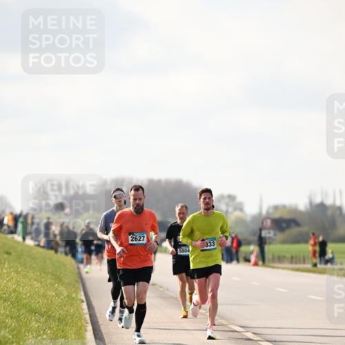 12.04.2026 - 45. Internationalen Wilhelmsburger Insellauf Dr. Thomas Lammeyer http://msf.ph/oto/9440610 12.04.2026 10:05:36 Laufen 2627, 5804, 833 meine-sportfotos.de