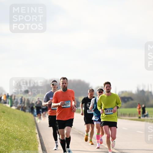 12.04.2026 - 45. Internationalen Wilhelmsburger Insellauf Dr. Thomas Lammeyer http://msf.ph/oto/9440618 12.04.2026 10:05:37 Laufen 2627, 580, 142, 5833 meine-sportfotos.de