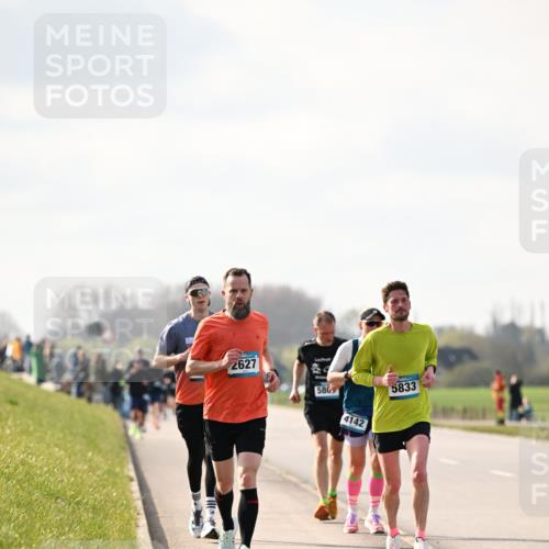 12.04.2026 - 45. Internationalen Wilhelmsburger Insellauf Dr. Thomas Lammeyer http://msf.ph/oto/9440619 12.04.2026 10:05:37 Laufen 2627, 580, 4142, 5833 meine-sportfotos.de