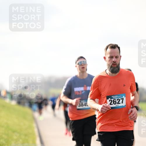 12.04.2026 - 45. Internationalen Wilhelmsburger Insellauf Dr. Thomas Lammeyer http://msf.ph/oto/9440643 12.04.2026 10:05:41 Laufen 70, 3, 384, 2627 meine-sportfotos.de