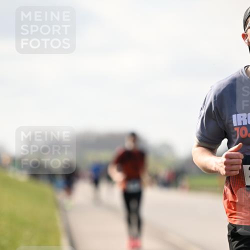 12.04.2026 - 45. Internationalen Wilhelmsburger Insellauf Dr. Thomas Lammeyer http://msf.ph/oto/9440659 12.04.2026 10:05:43 Laufen 70 meine-sportfotos.de