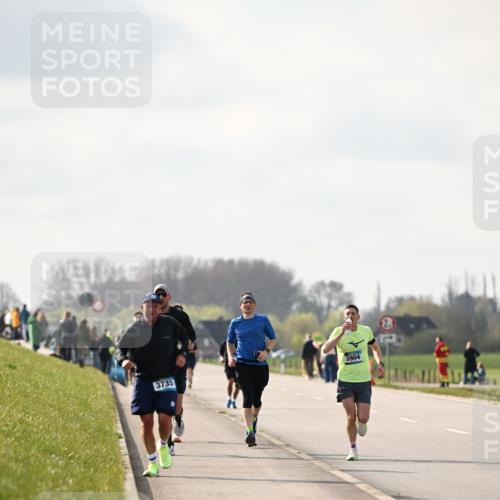 12.04.2026 - 45. Internationalen Wilhelmsburger Insellauf Dr. Thomas Lammeyer http://msf.ph/oto/9440705 12.04.2026 10:05:51 Laufen 3735, 3904 meine-sportfotos.de