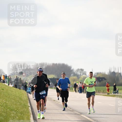 12.04.2026 - 45. Internationalen Wilhelmsburger Insellauf Dr. Thomas Lammeyer http://msf.ph/oto/9440711 12.04.2026 10:05:52 Laufen 3735 meine-sportfotos.de