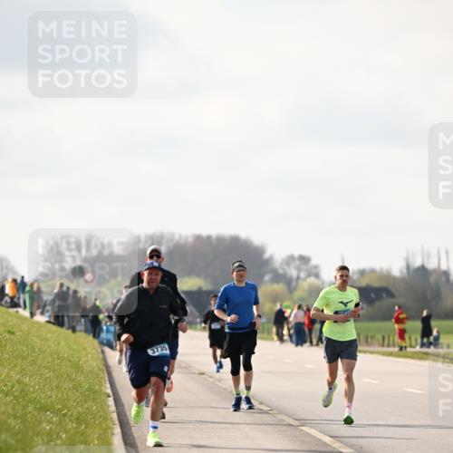 12.04.2026 - 45. Internationalen Wilhelmsburger Insellauf Dr. Thomas Lammeyer http://msf.ph/oto/9440712 12.04.2026 10:05:52 Laufen 3735 meine-sportfotos.de