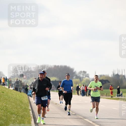 12.04.2026 - 45. Internationalen Wilhelmsburger Insellauf Dr. Thomas Lammeyer http://msf.ph/oto/9440713 12.04.2026 10:05:52 Laufen 3735 meine-sportfotos.de