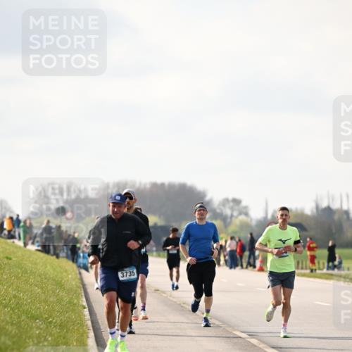 12.04.2026 - 45. Internationalen Wilhelmsburger Insellauf Dr. Thomas Lammeyer http://msf.ph/oto/9440718 12.04.2026 10:05:53 Laufen 3735 meine-sportfotos.de