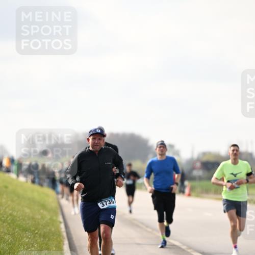 12.04.2026 - 45. Internationalen Wilhelmsburger Insellauf Dr. Thomas Lammeyer http://msf.ph/oto/9440729 12.04.2026 10:05:55 Laufen 3735 meine-sportfotos.de
