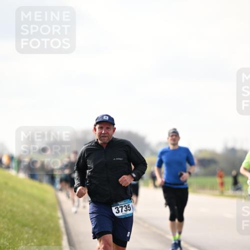 12.04.2026 - 45. Internationalen Wilhelmsburger Insellauf Dr. Thomas Lammeyer http://msf.ph/oto/9440738 12.04.2026 10:05:56 Laufen 3735 meine-sportfotos.de