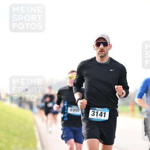 12.04.2026 - 45. Internationalen Wilhelmsburger Insellauf Dr. Thomas Lammeyer http://msf.ph/oto/9440759 12.04.2026 10:05:59 Laufen 9, 95, 3141 meine-sportfotos.de