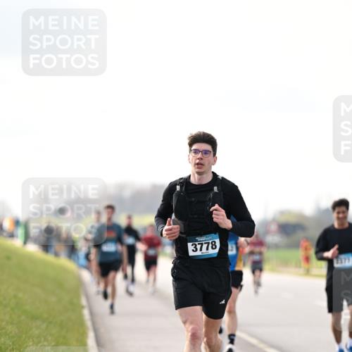 12.04.2026 - 45. Internationalen Wilhelmsburger Insellauf Dr. Thomas Lammeyer http://msf.ph/oto/9440807 12.04.2026 10:06:06 Laufen 3778, 2577 meine-sportfotos.de