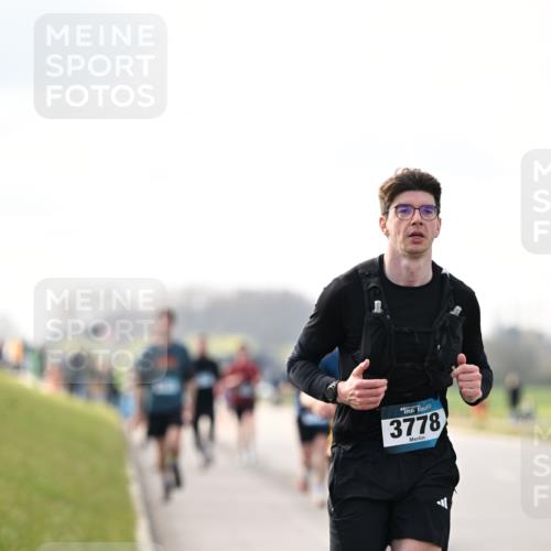 12.04.2026 - 45. Internationalen Wilhelmsburger Insellauf Dr. Thomas Lammeyer http://msf.ph/oto/9440816 12.04.2026 10:06:08 Laufen 3778 meine-sportfotos.de